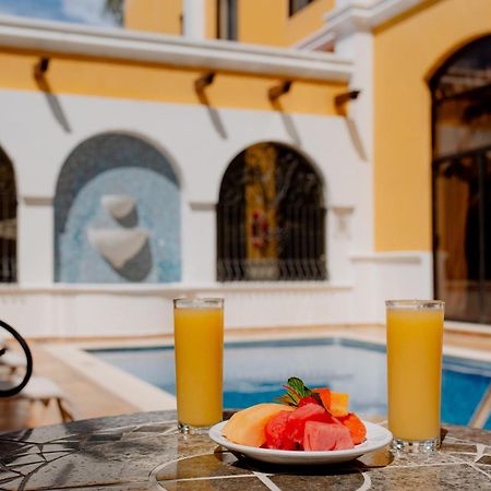 Hotel Plaza Campeche Luaran gambar